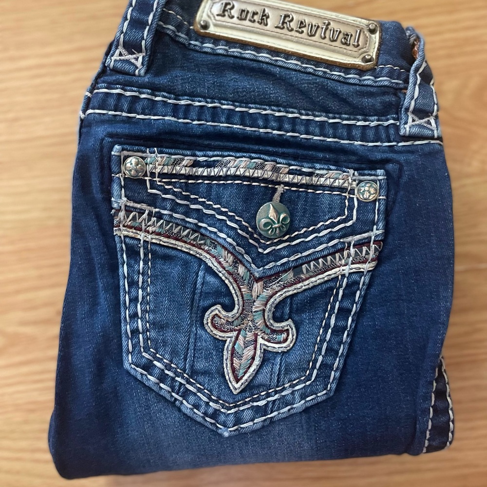 Rock revival dark wash denim jeans, never worn size 25